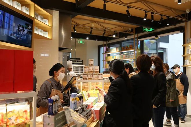 细分烘焙品类、创新行业模式充开云kaiyun官方网站满温度的爸爸糖如何打造手工吐司头部品牌(图5) 细分烘焙品类、创新行业模式充开云kaiyun官方网站满温度的爸爸糖如何打造手工吐司头部品牌(图5)