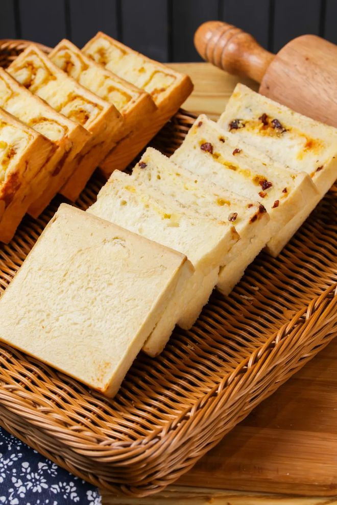 细分烘焙品类、创新行业模式充开云kaiyun官方网站满温度的爸爸糖如何打造手工吐司头部品牌(图8) 细分烘焙品类、创新行业模式充开云kaiyun官方网站满温度的爸爸糖如何打造手工吐司头部品牌(图8)