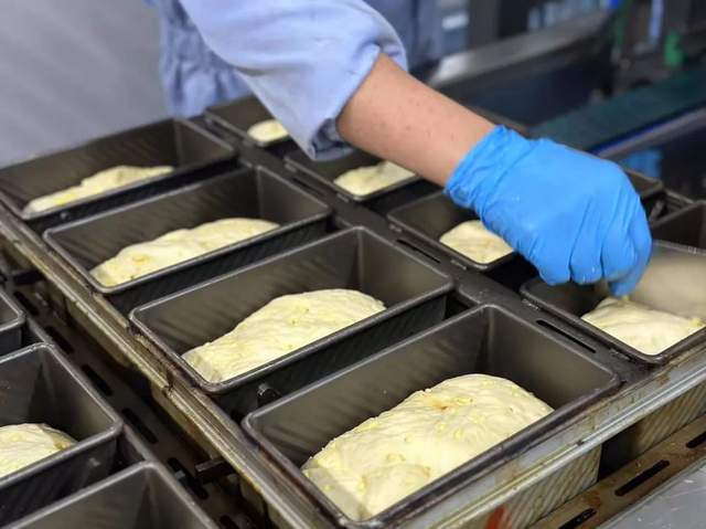 kaiyun官网为什么开一家做面包的“超级烘焙工厂”(图6) kaiyun官网为什么开一家做面包的“超级烘焙工厂”(图6)