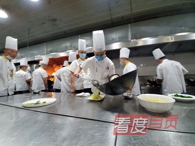 kaiyun官网盐帮菜融入高校后(图5) kaiyun官网盐帮菜融入高校后(图5)