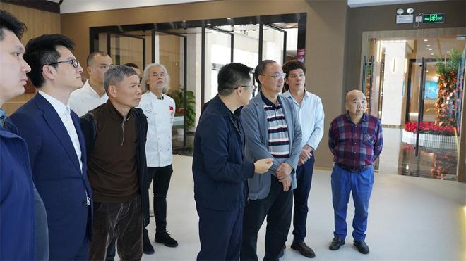 携手共筑美食高地丨广东岭南现代技师学院与佛山顺德菜发展促进会达成战略合作(图4) 携手共筑美食高地丨广东岭南现代技师学院与佛山顺德菜发展促进会达成战略合作(图4)